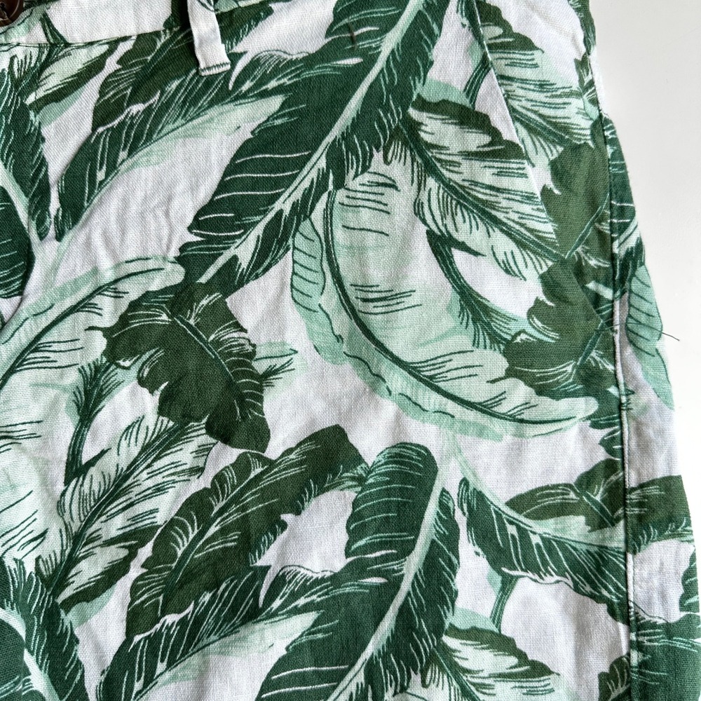Old Navy Chino Shorts Palm Print Linen Blend Casual‎ Green/White Size 12 NWOT - Picture 5 of 11